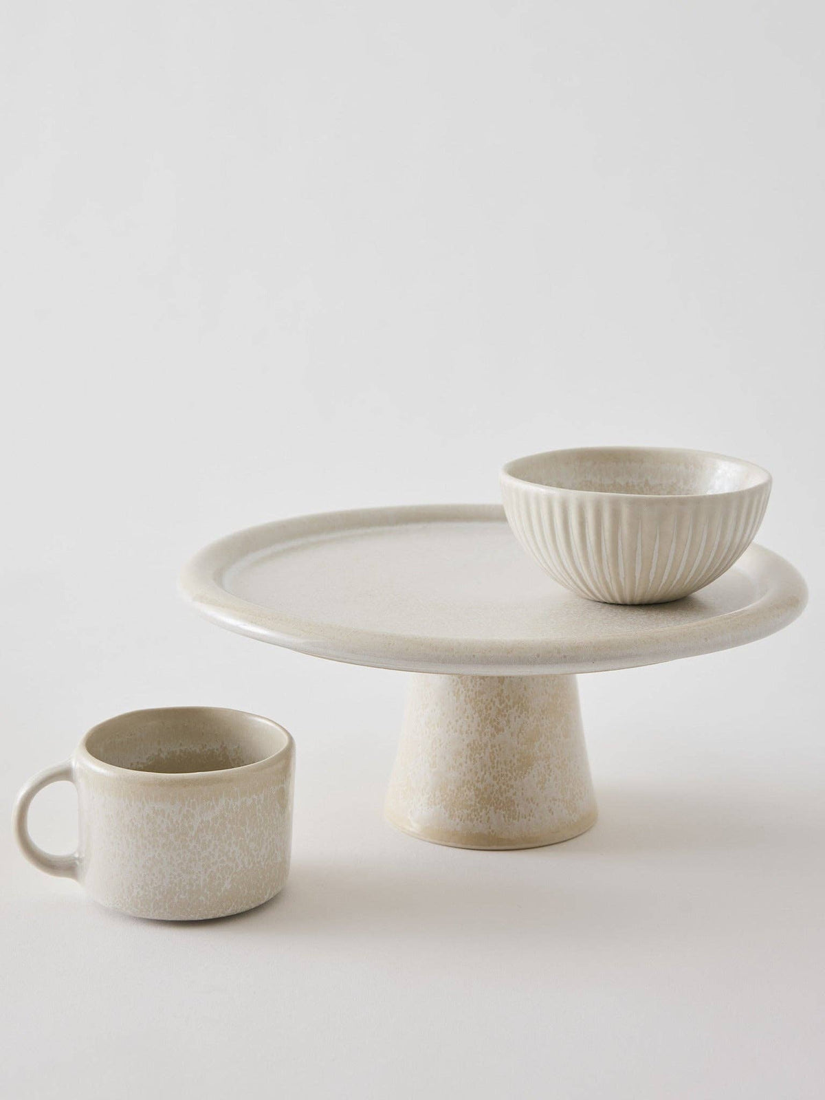 NEW- Granada serving stand