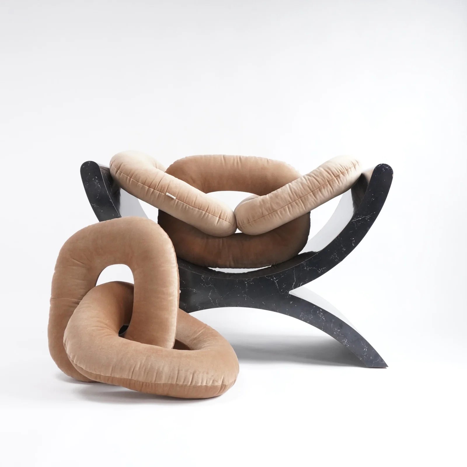 Annie Axtell Chain Link Pillow | Bambi Velvet