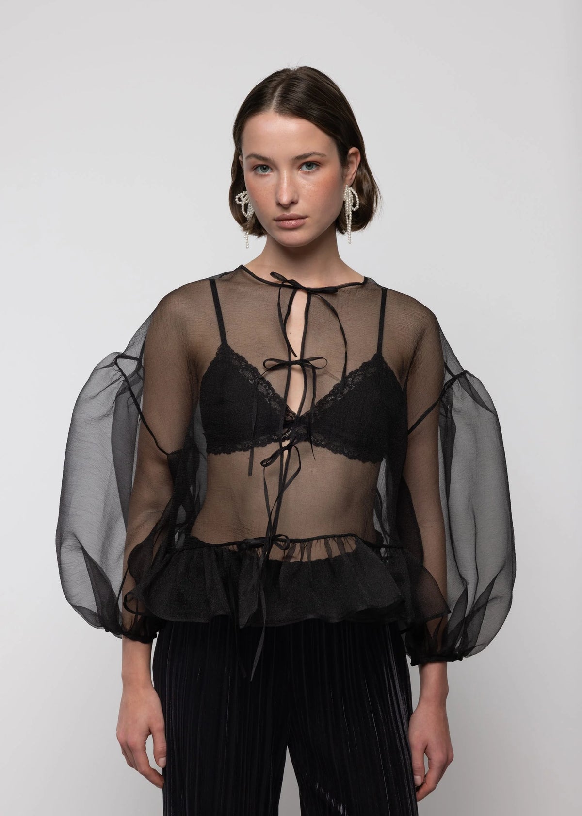 Esthé | Volume Organza Bow Top | Black