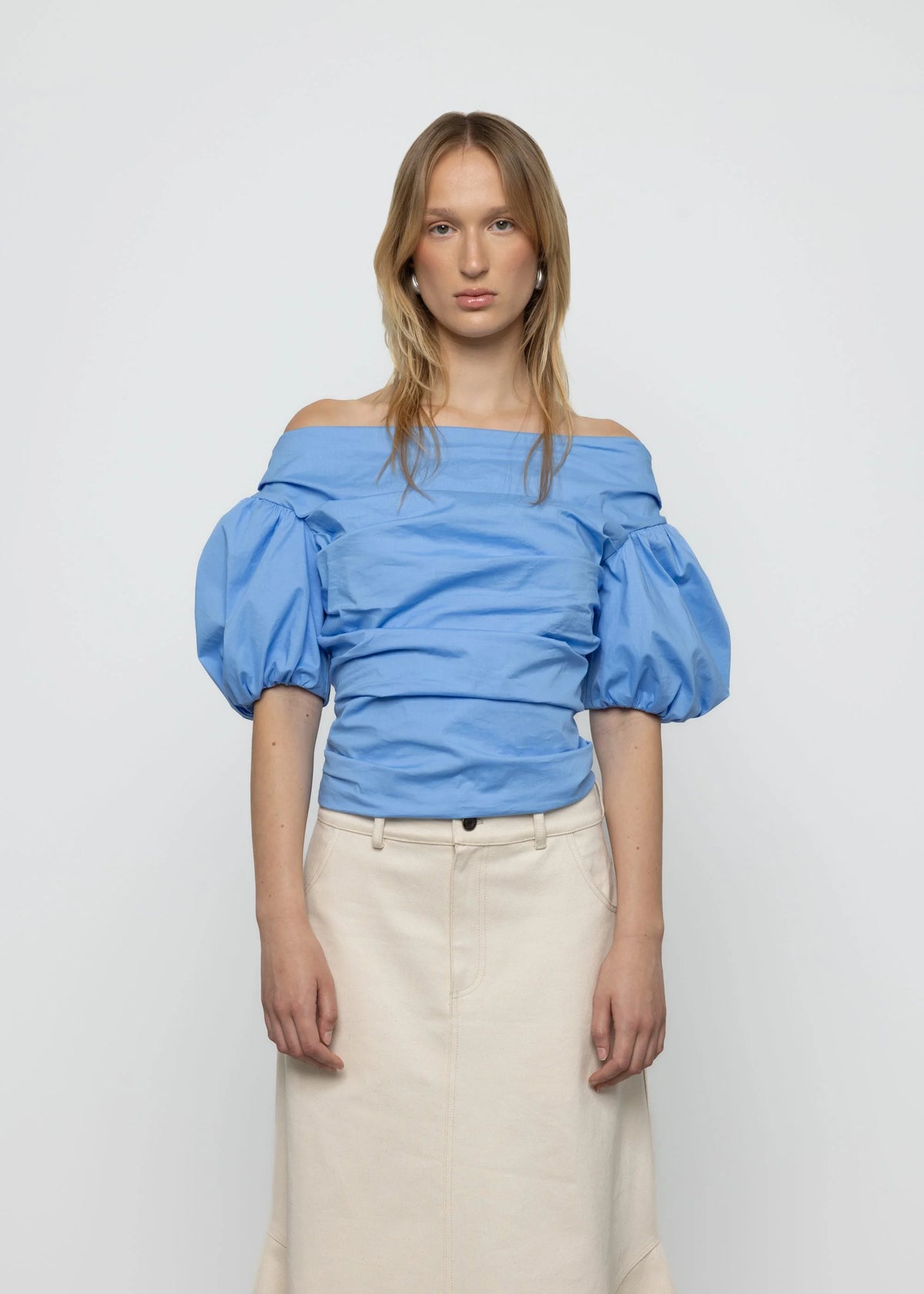 Esthé | Off- Shoulder Poplin Balloon Sleeve | Sky