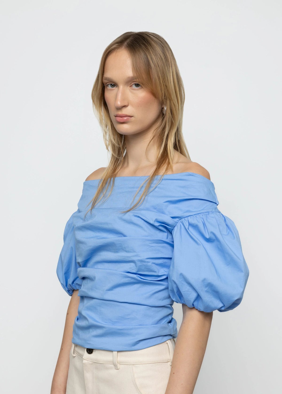 Esthé | Off- Shoulder Poplin Balloon Sleeve | Sky