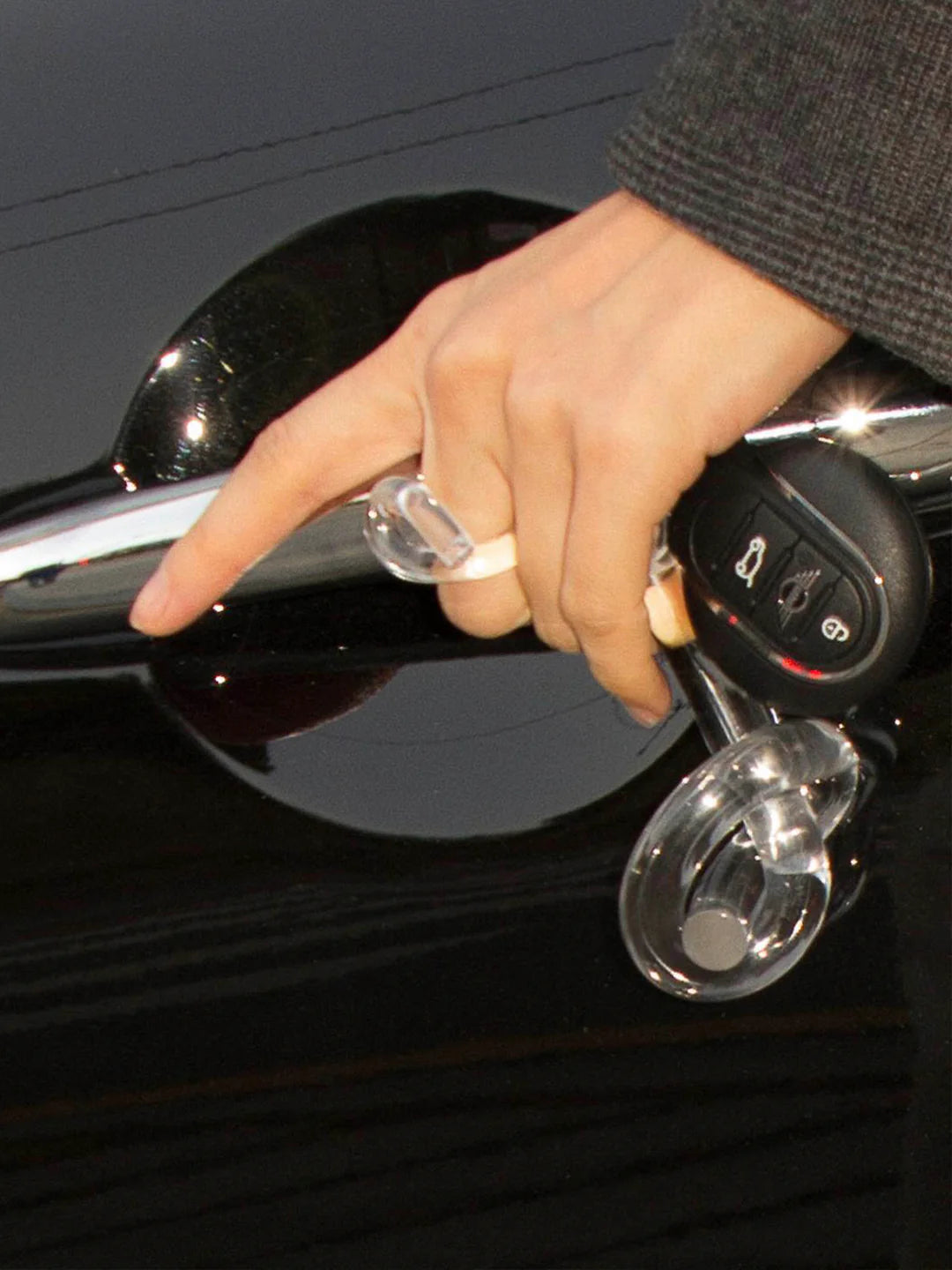 Corey Moranis Knot Keychain