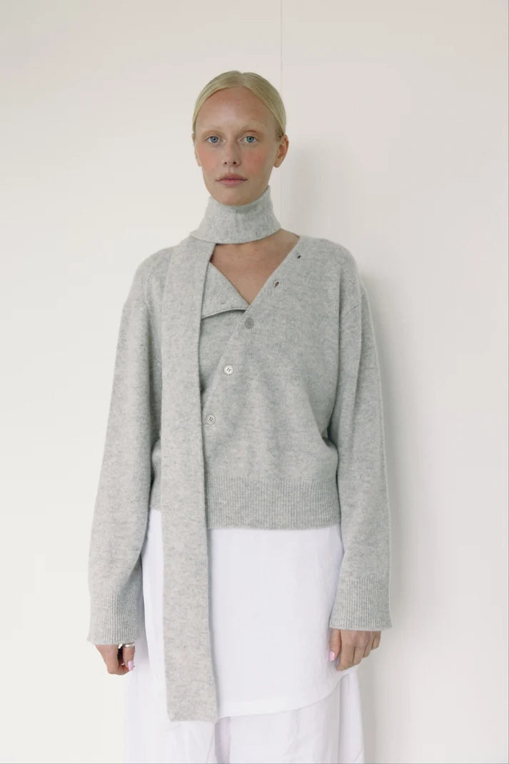 Bohème | The Asymmetric Cashmere Knit |Grey