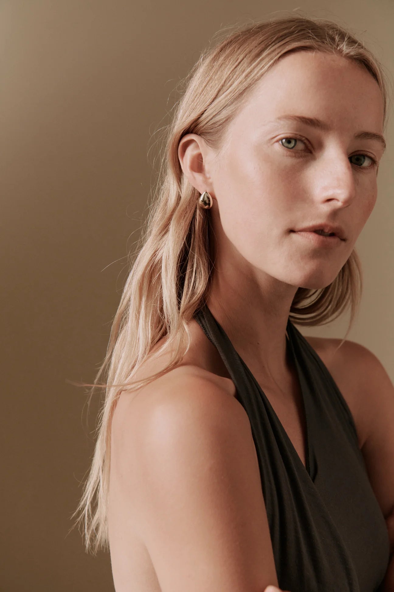THEIR| Hannah Teardrop Studs | Gold - Paloma
