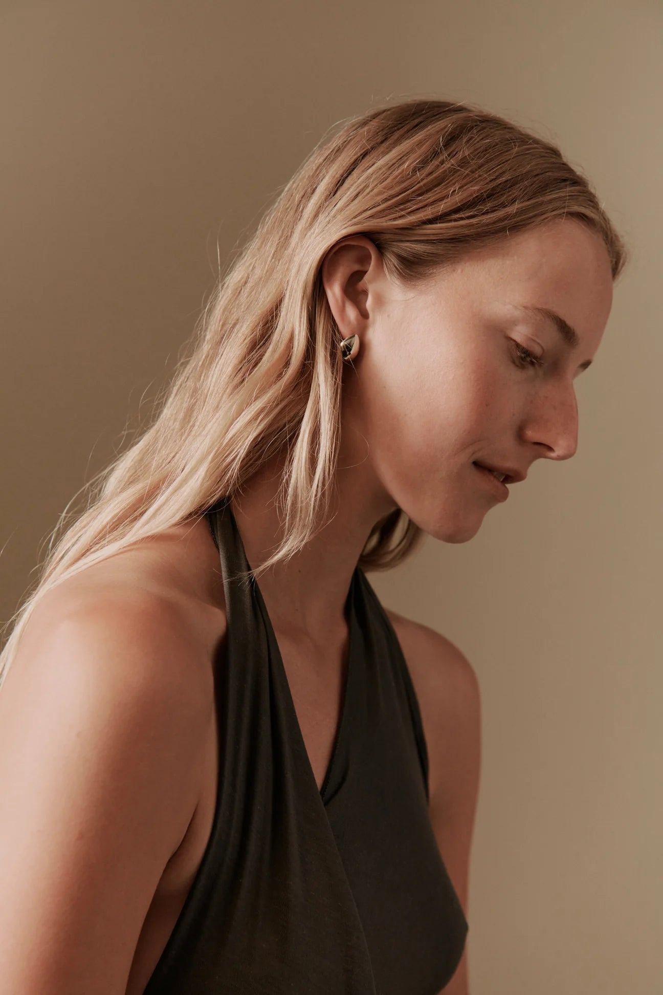 THEIR| Hannah Teardrop Studs | Gold - Paloma