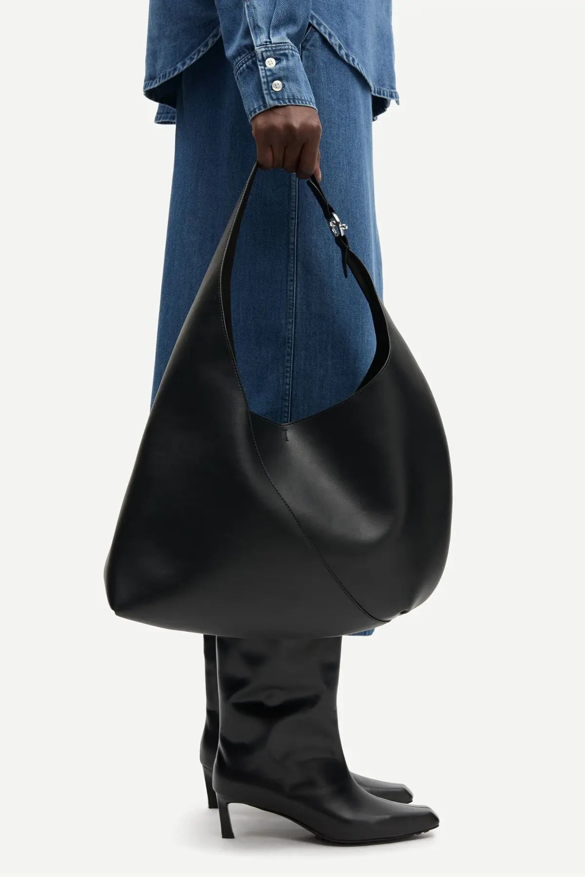 Samsoe | Sakaia Leather Shoulder Bag | Black