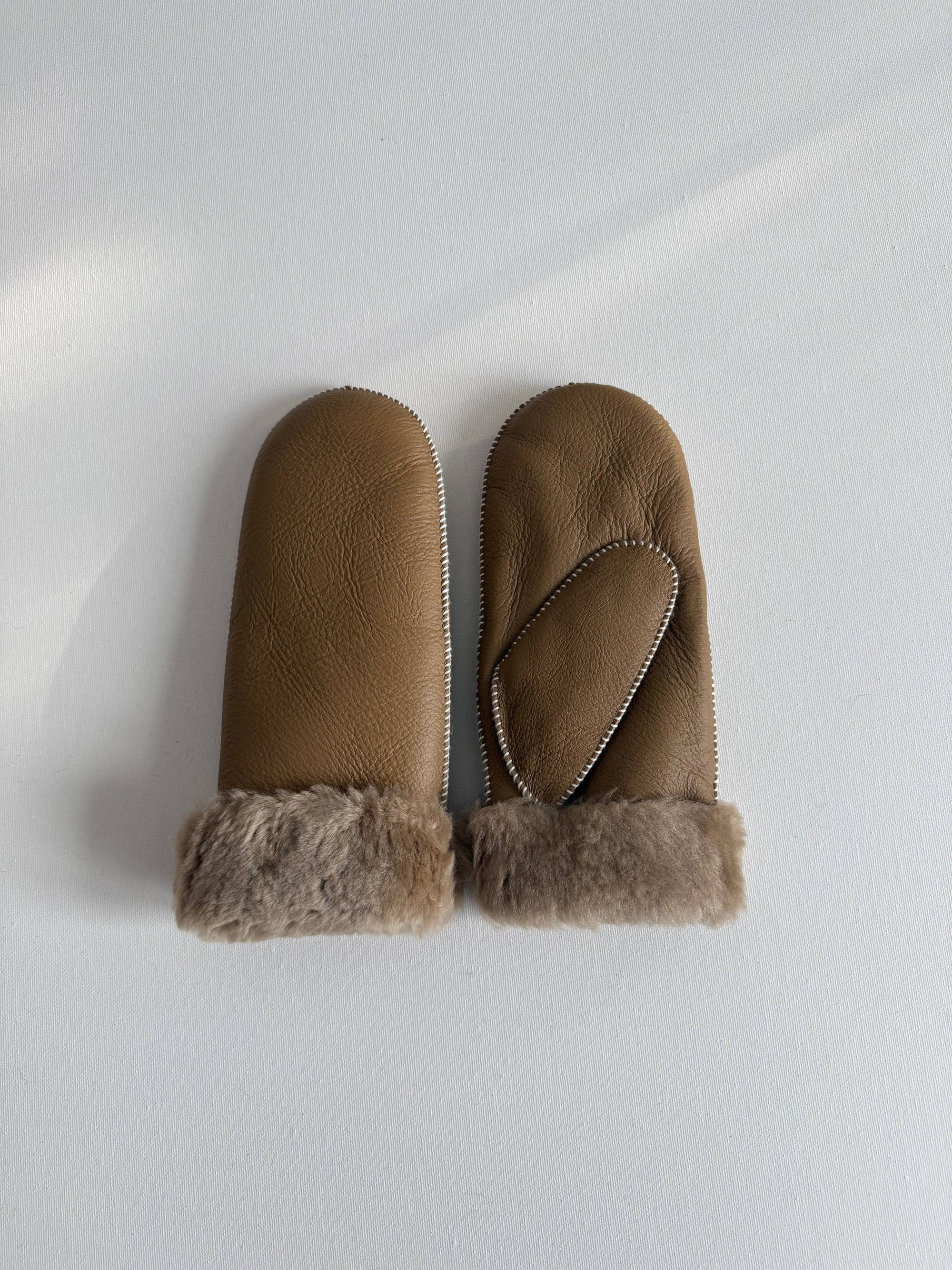 Billy Bamboo Shearling Mittens
