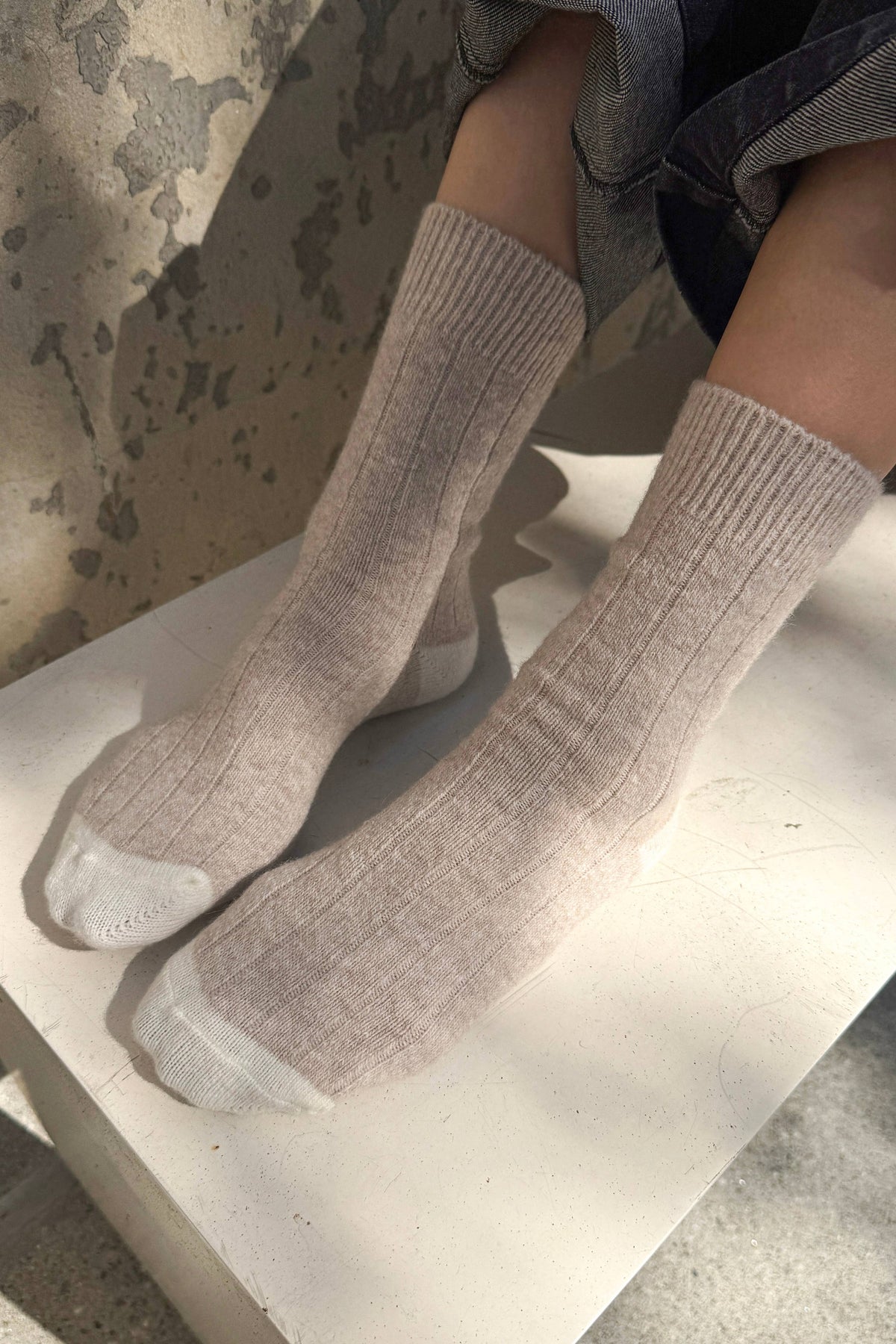 Le Bon Shoppe | Classic Cashmere Socks | Fawn