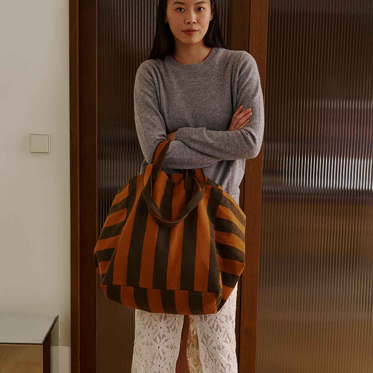 The Big Bag | Pecan Night Big Stripes
