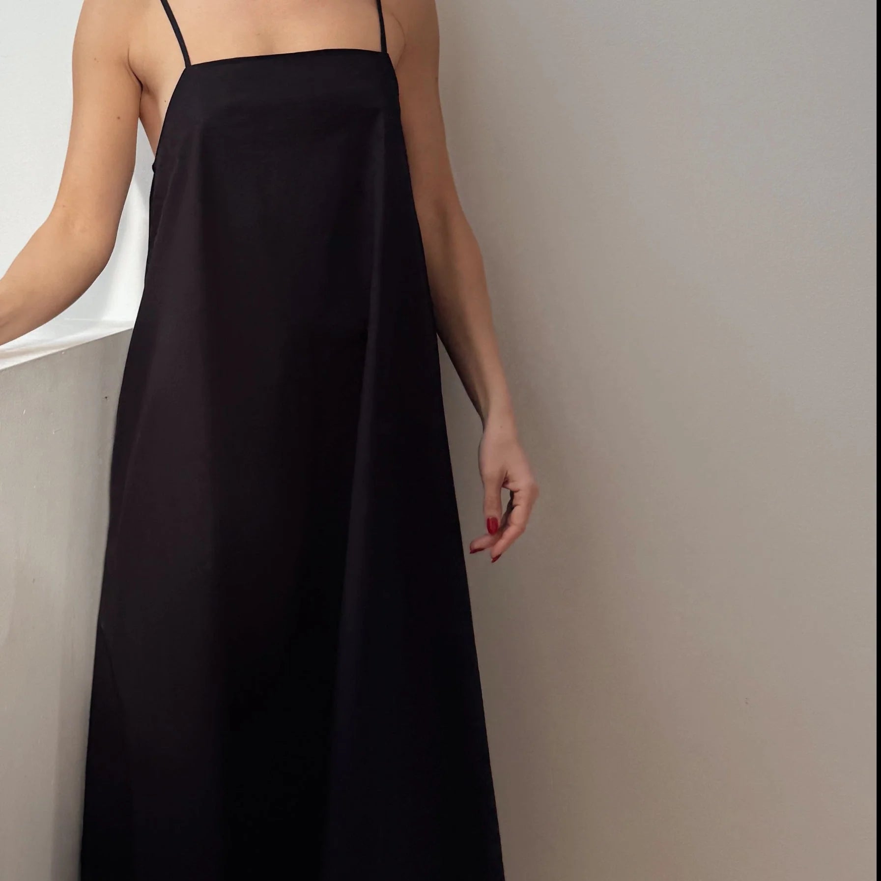 Volay | The Midi Tie Back Dress | Black - Paloma