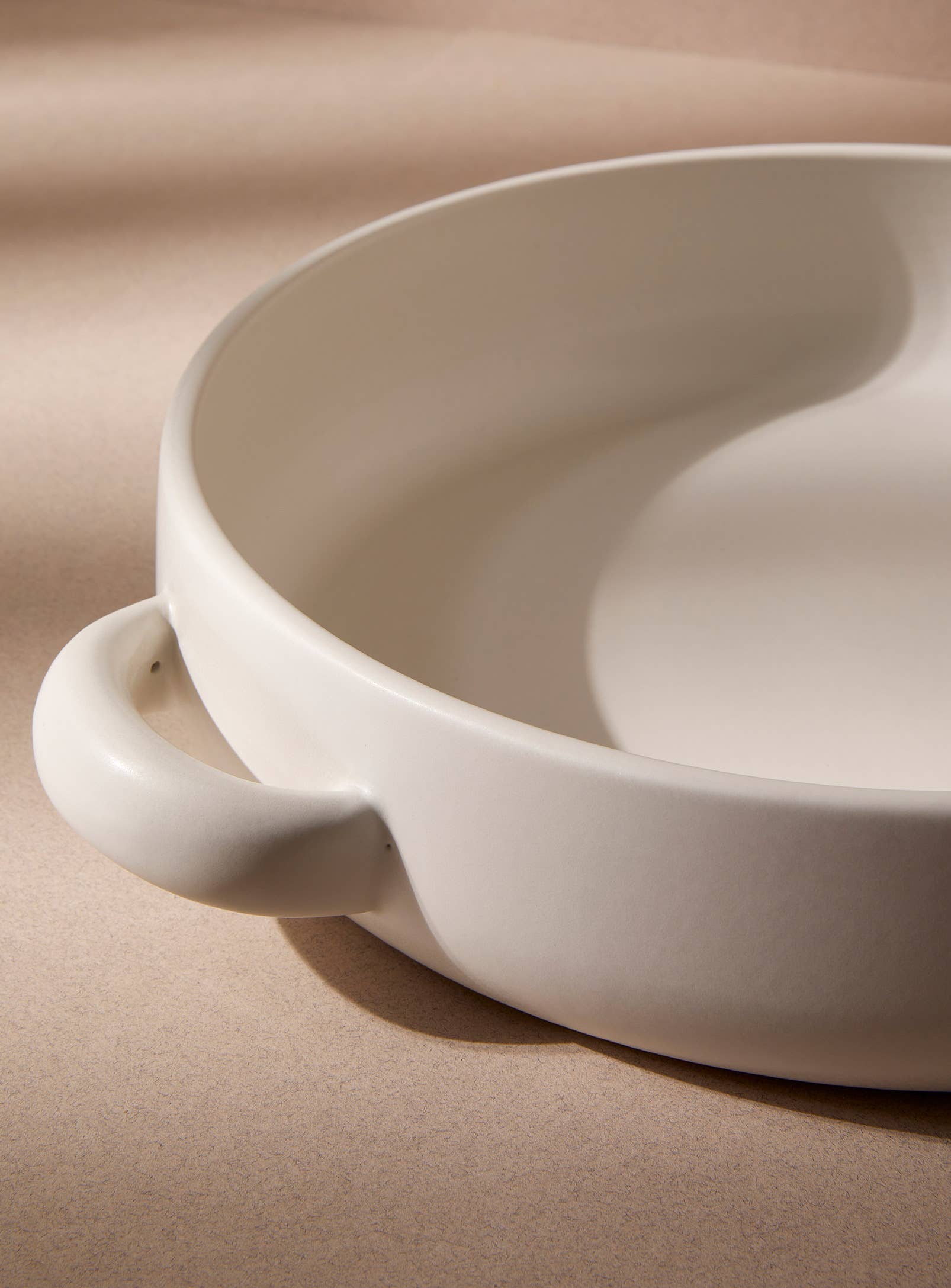 Stoneware Serving Plate with Handles | Matte White