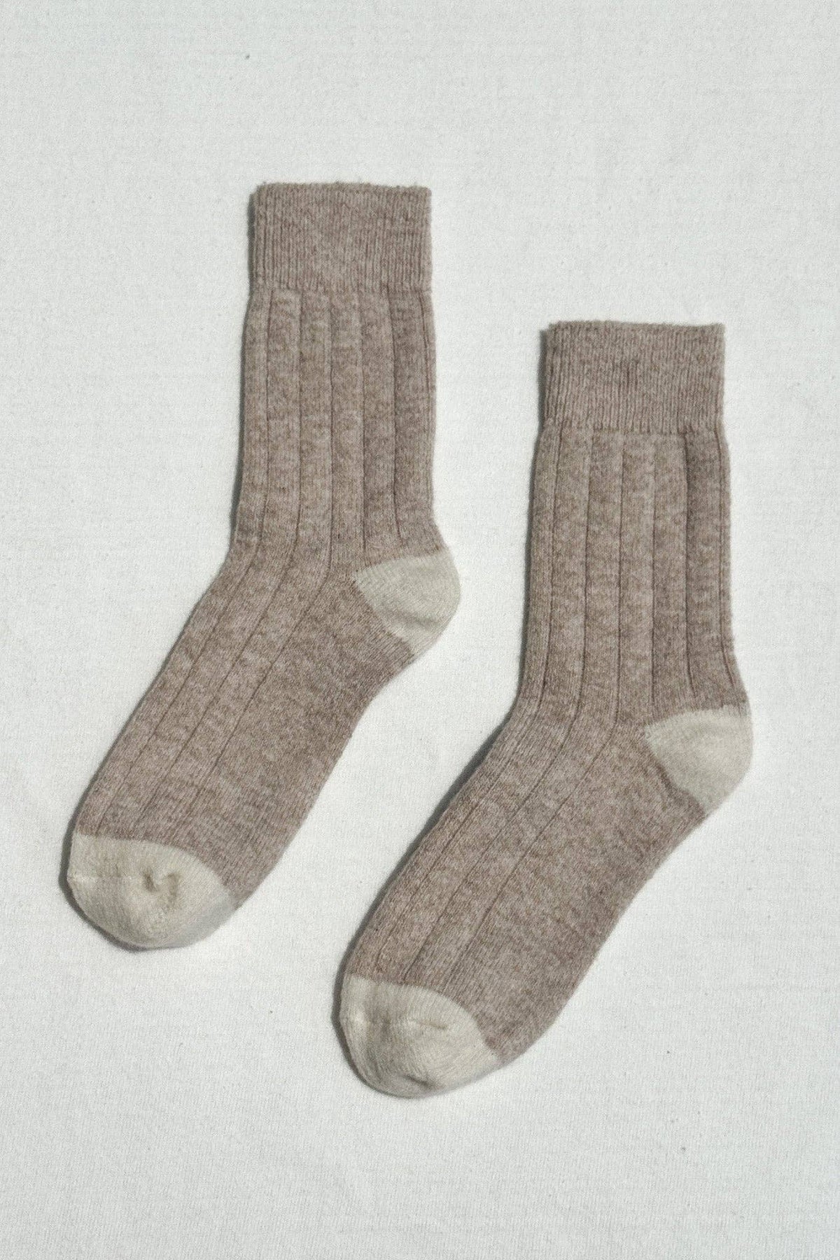 Le Bon Shoppe | Classic Cashmere Socks | Fawn