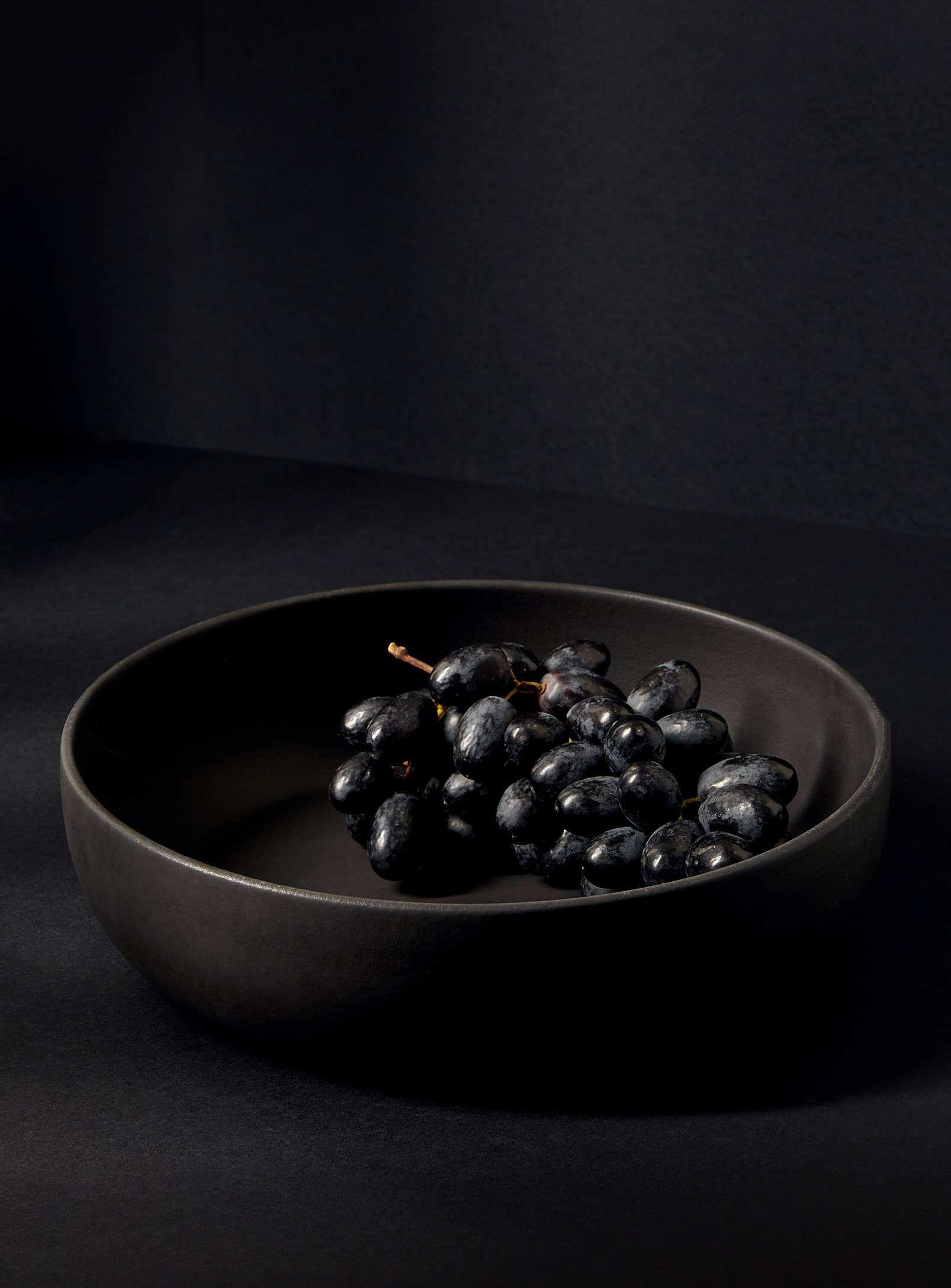 Shallow Serving Bowl | Matte Black