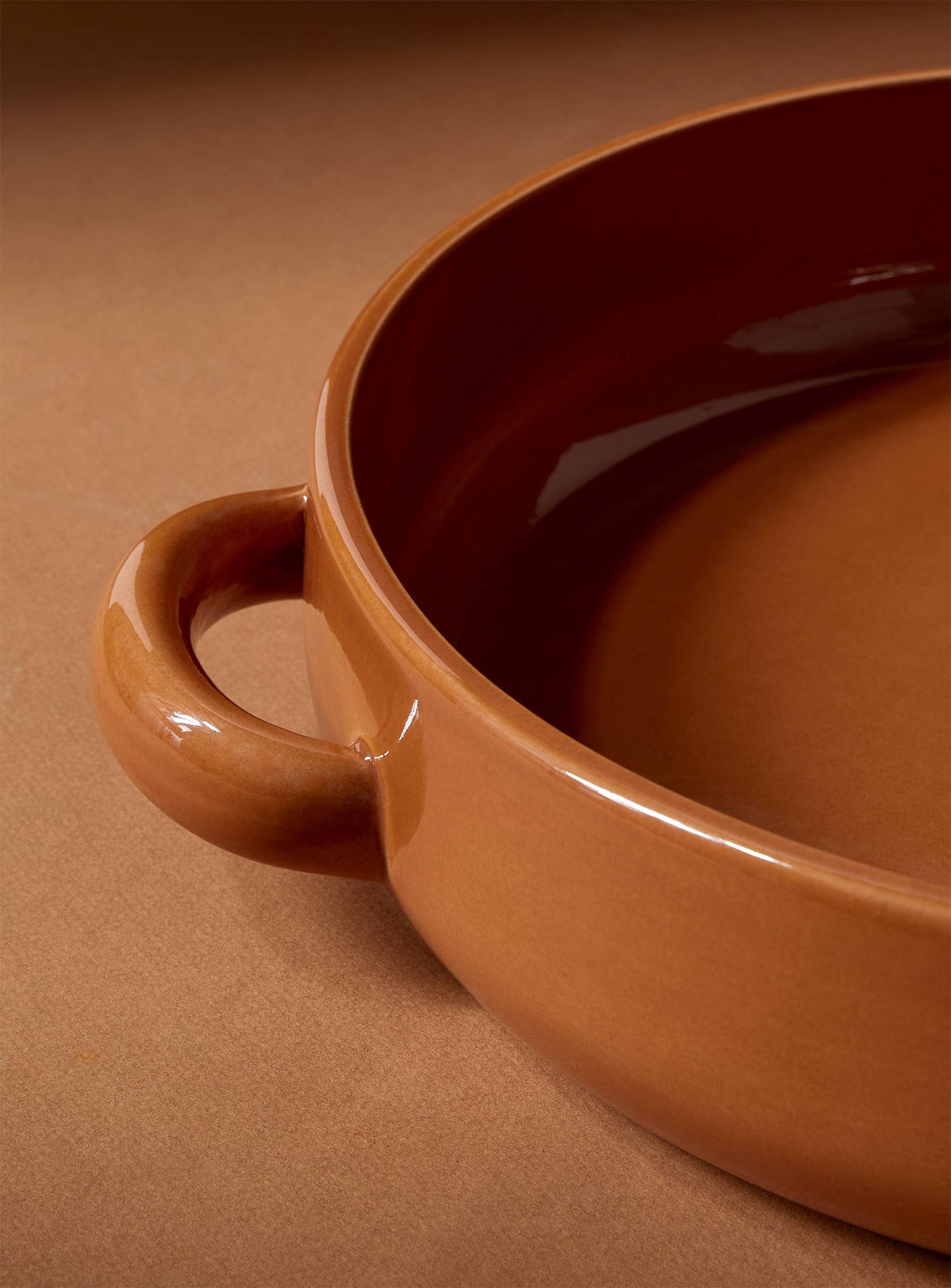 Stoneware Serving Plate with Handles | Glazed Terracotta