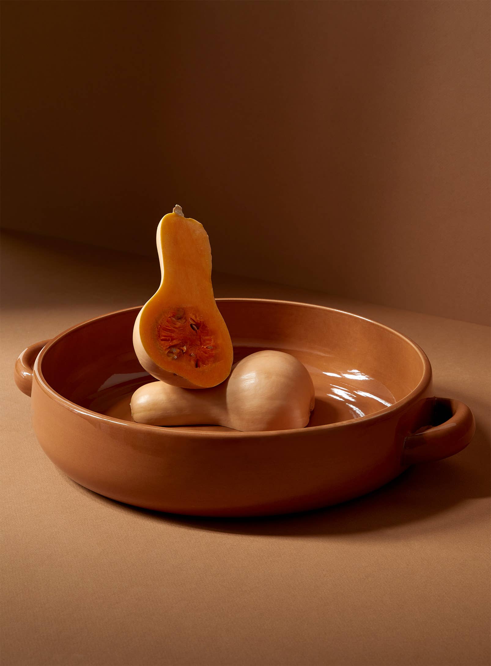 Stoneware Serving Plate with Handles | Glazed Terracotta