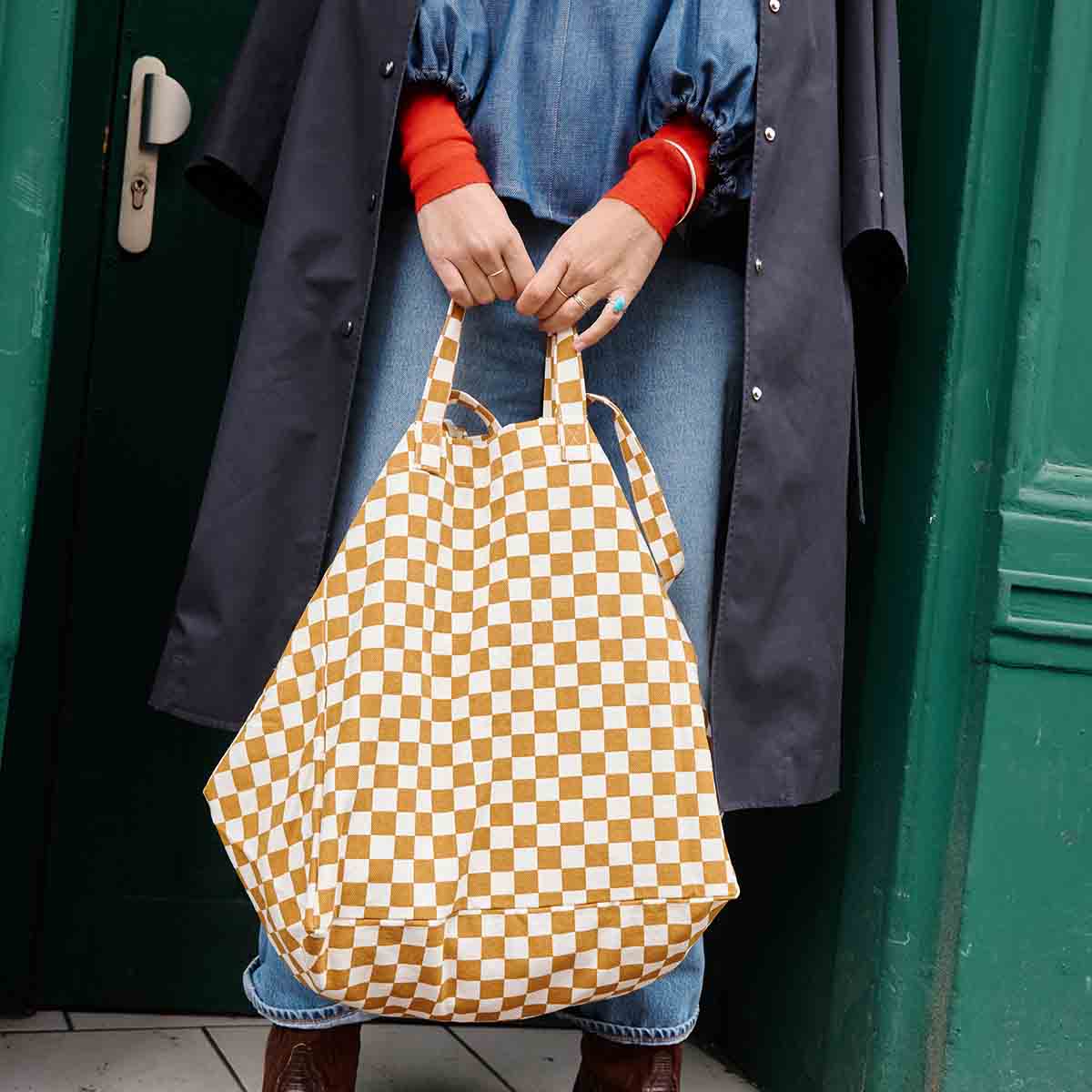 The Big Bag | Caramel Checker