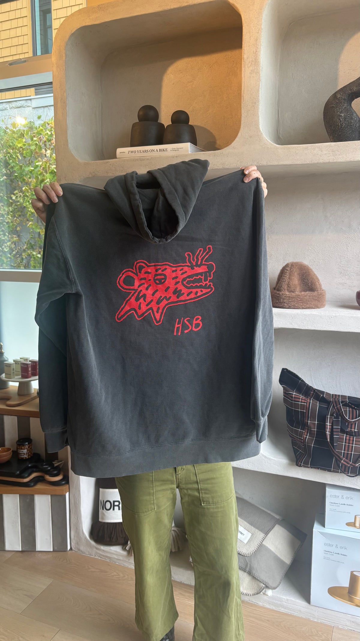 Bay Rat Hoodie | washed black and pepper