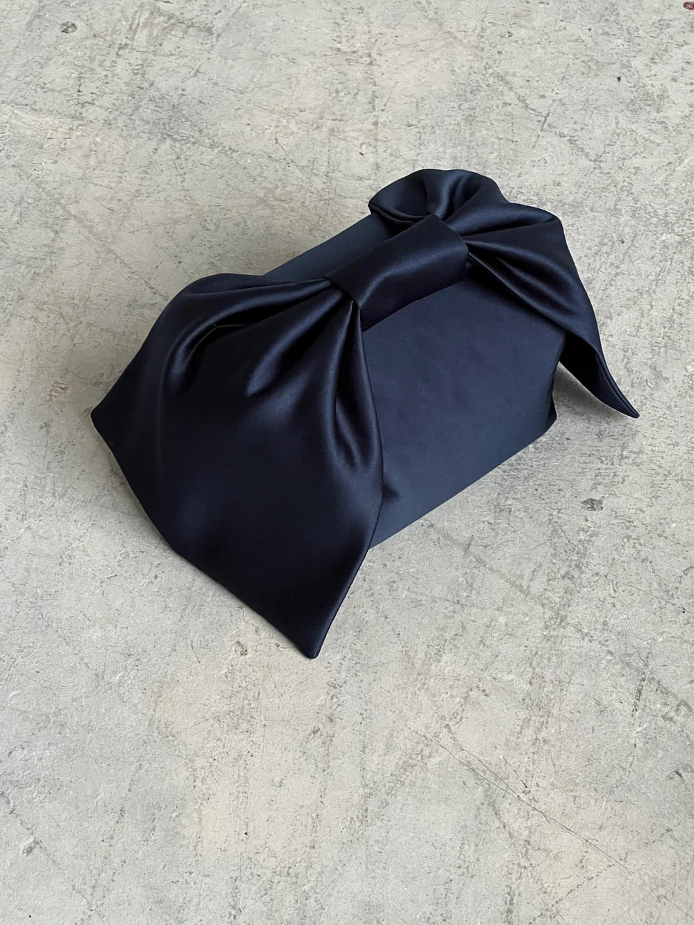A Bronze Age | Bento Bag | Black