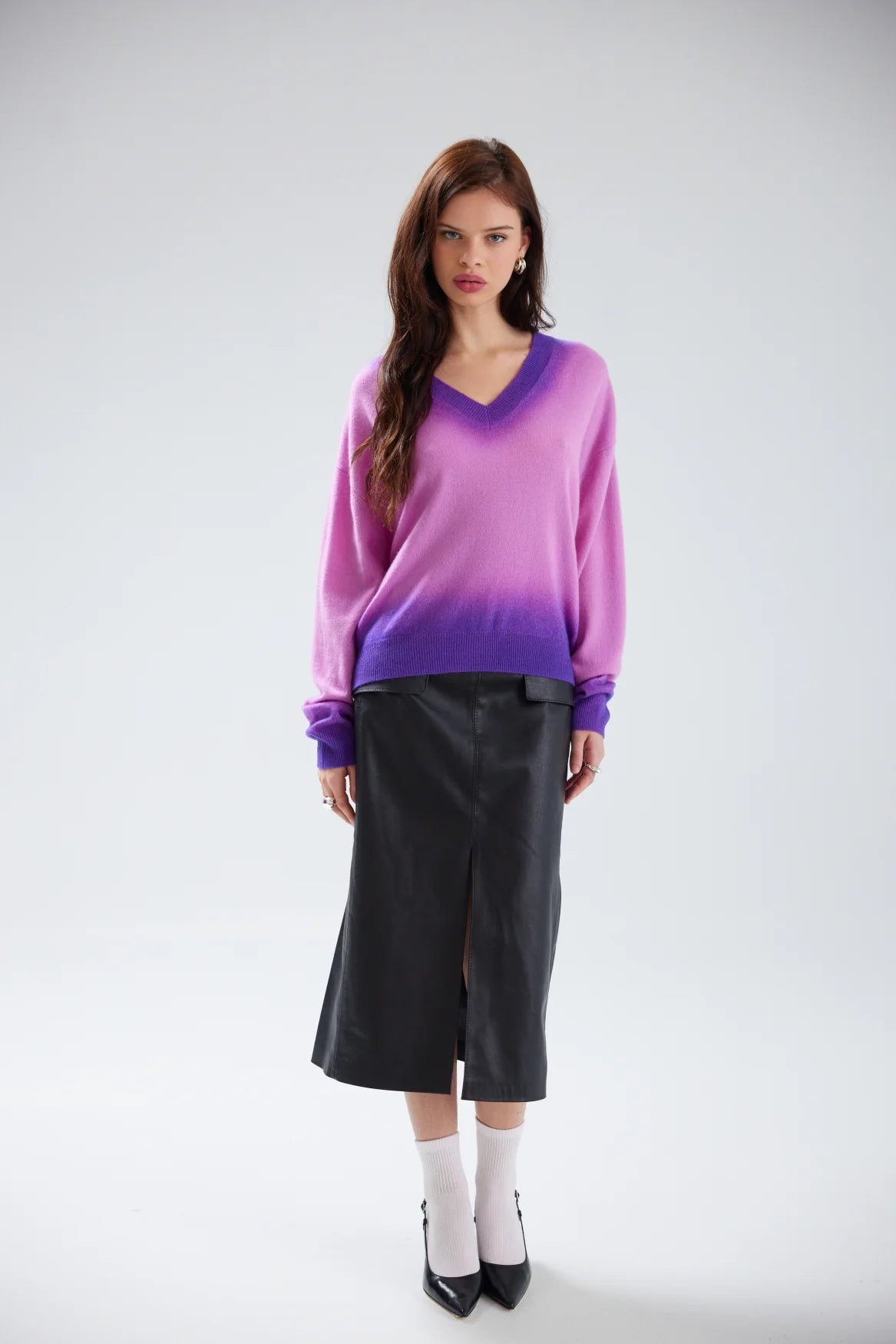 Colorush| Alora Dip Cashmere V neck | Quartz