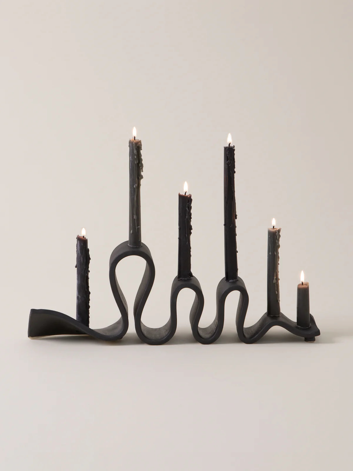 Virginia Sin Weylyn Candelabra | Black