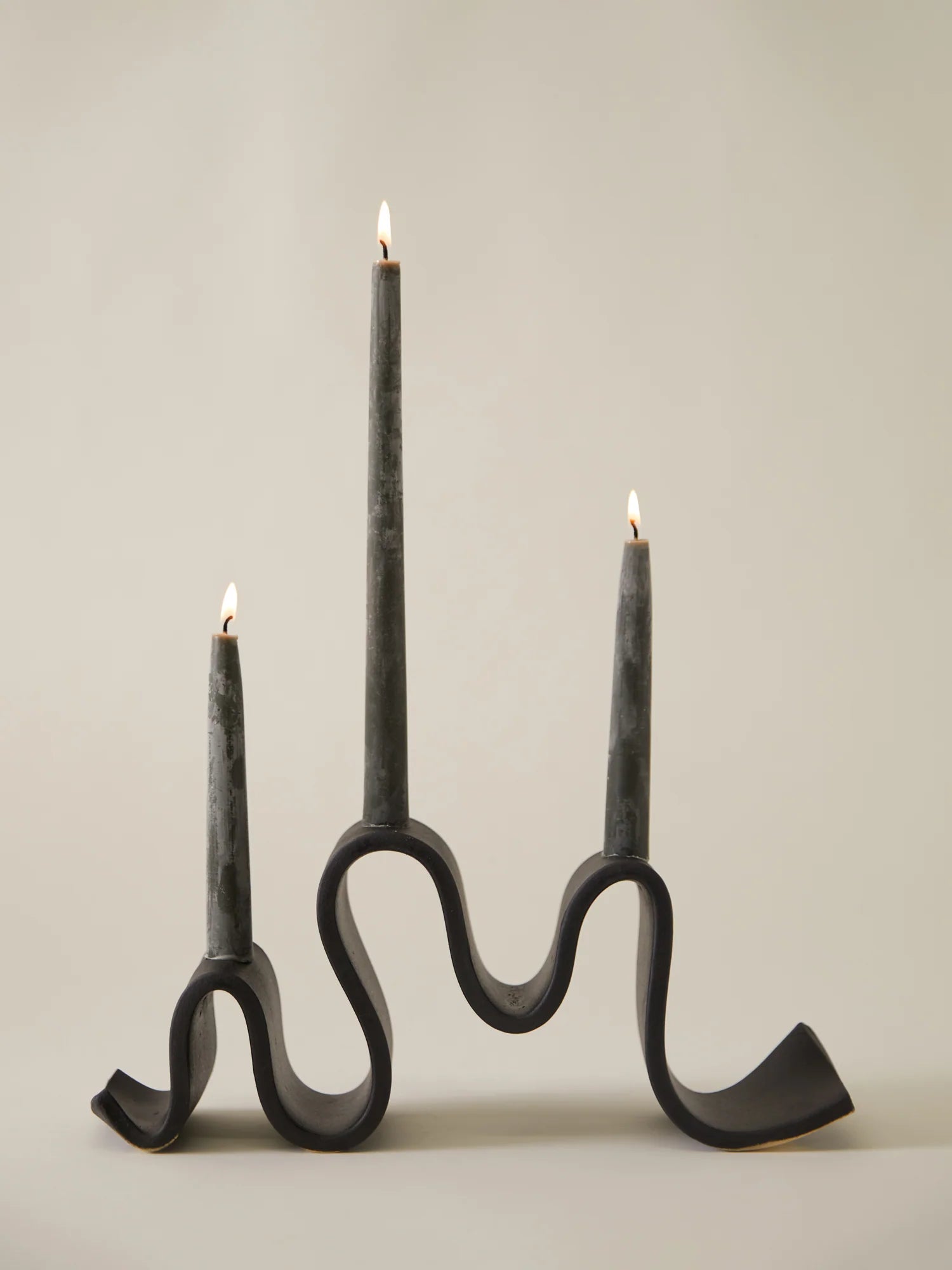 Virginia Sin Wyat Candelabra | Black