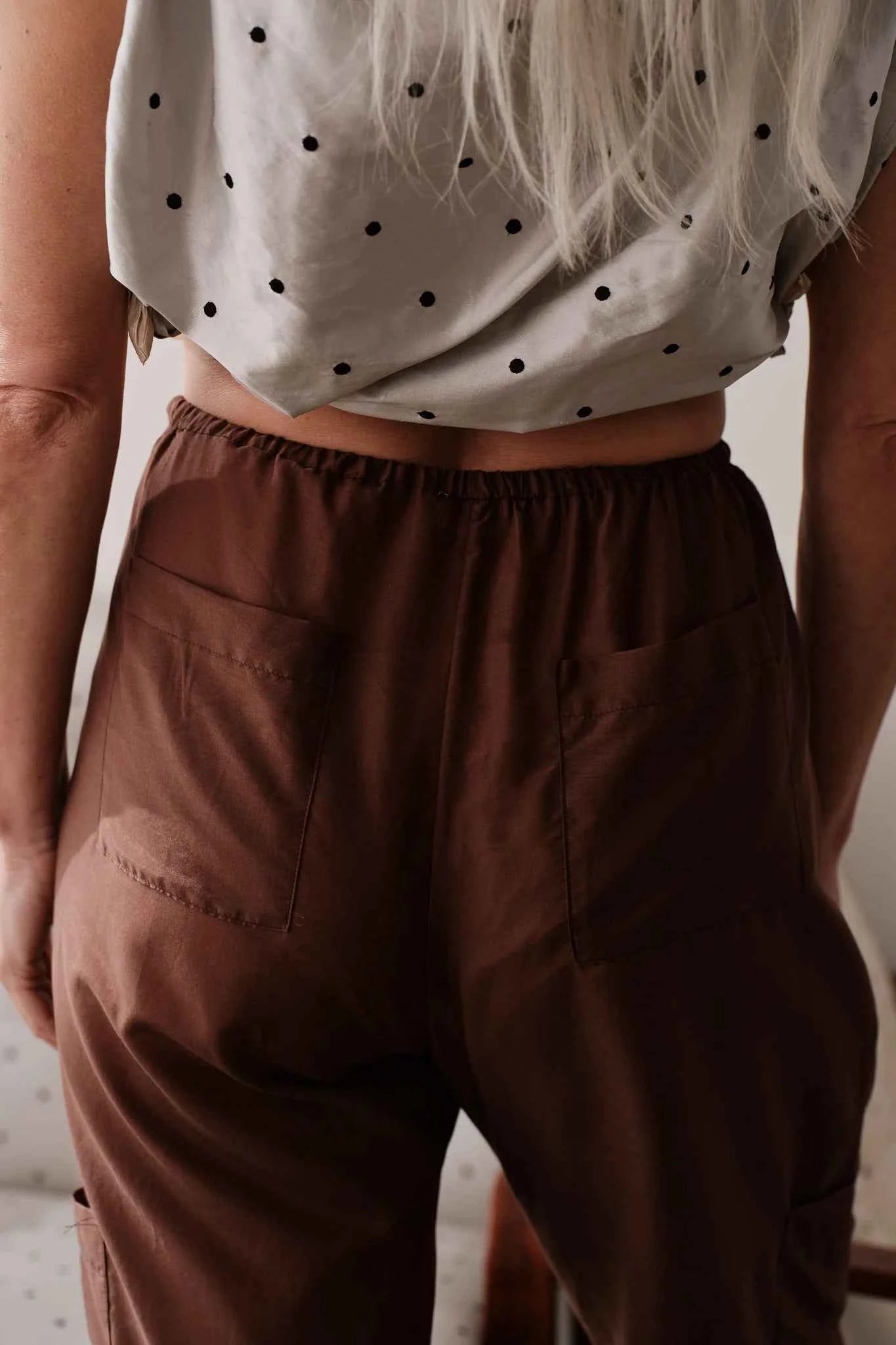 Donni |The Silk Cotton Sheer Cargo Pant | Walnut