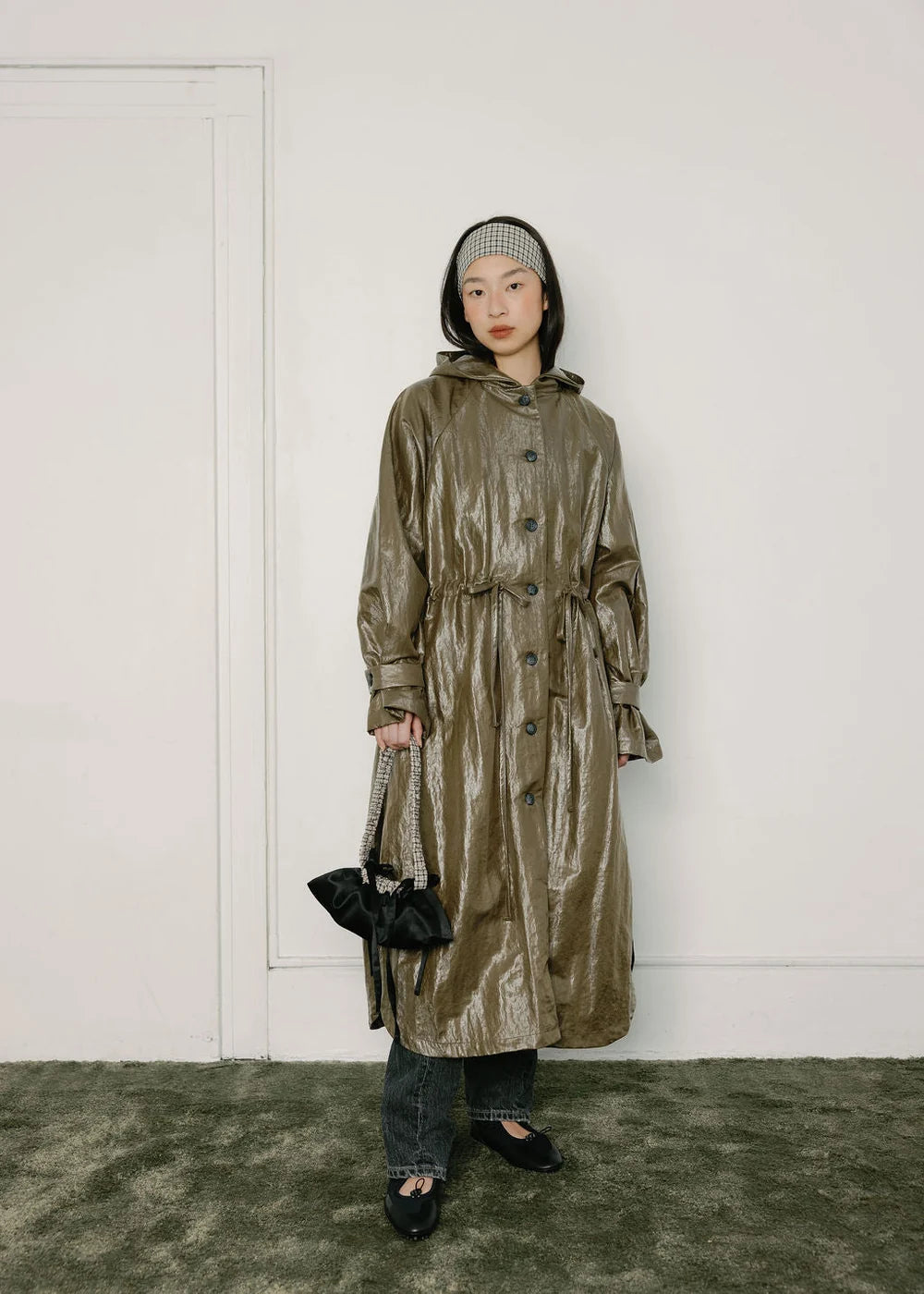 A Bronze Age | Lenny Trench | Metallic Moss