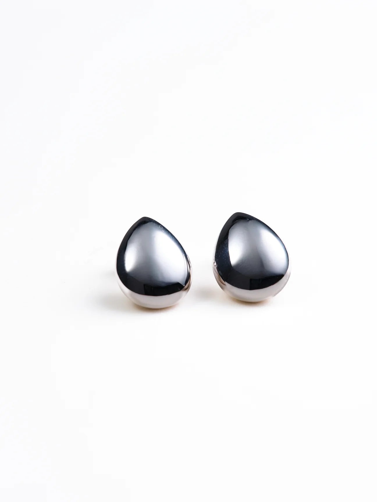 THEIR| Hannah Teardrop Studs | Silver