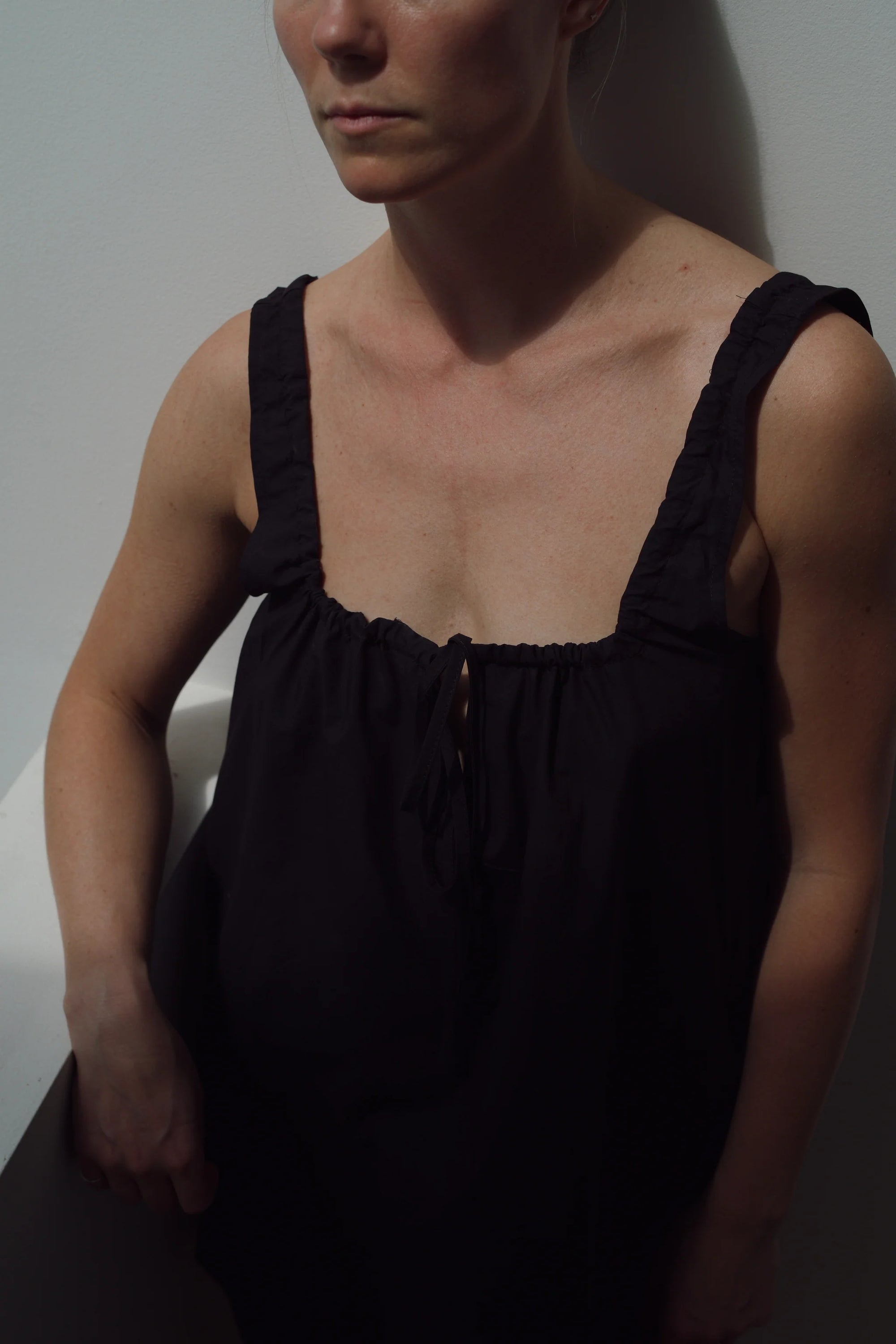 Volay | Tie Front Top | Black