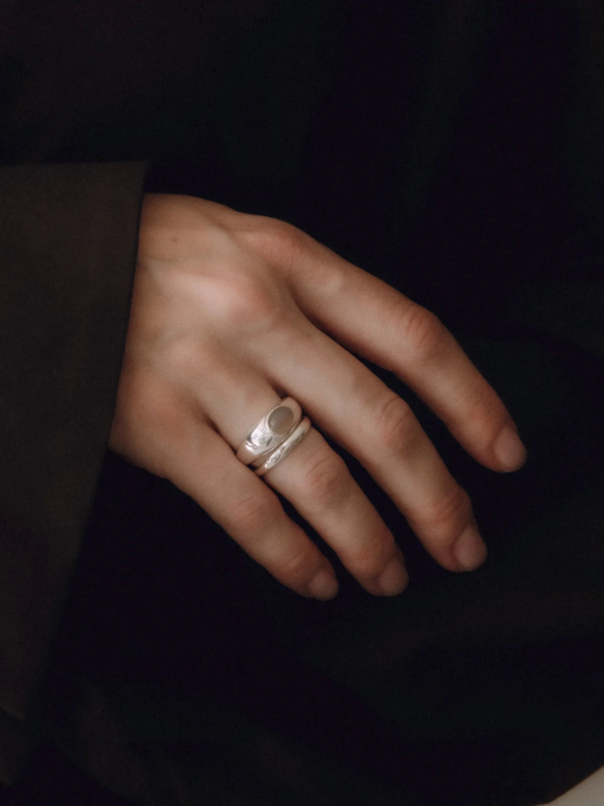 Vimeria | Chunky Ring with Grey Stone