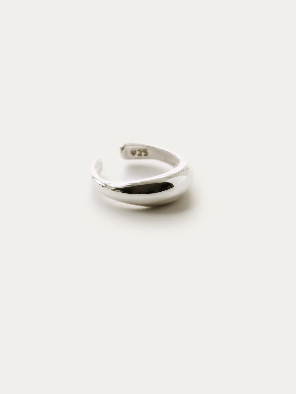 Vimeria | Knuckle Ring | Medium