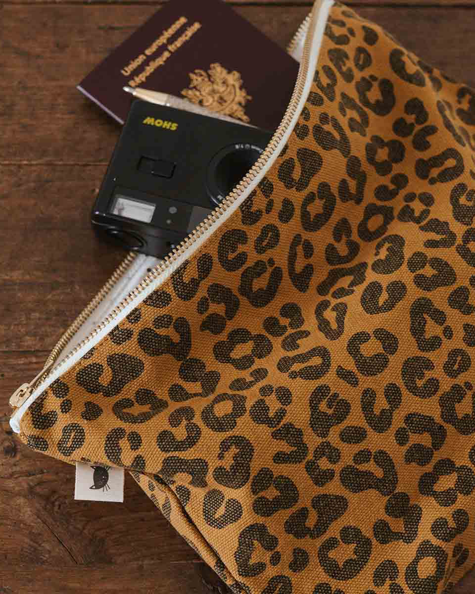 The Big Pouch | Caramel Leopard