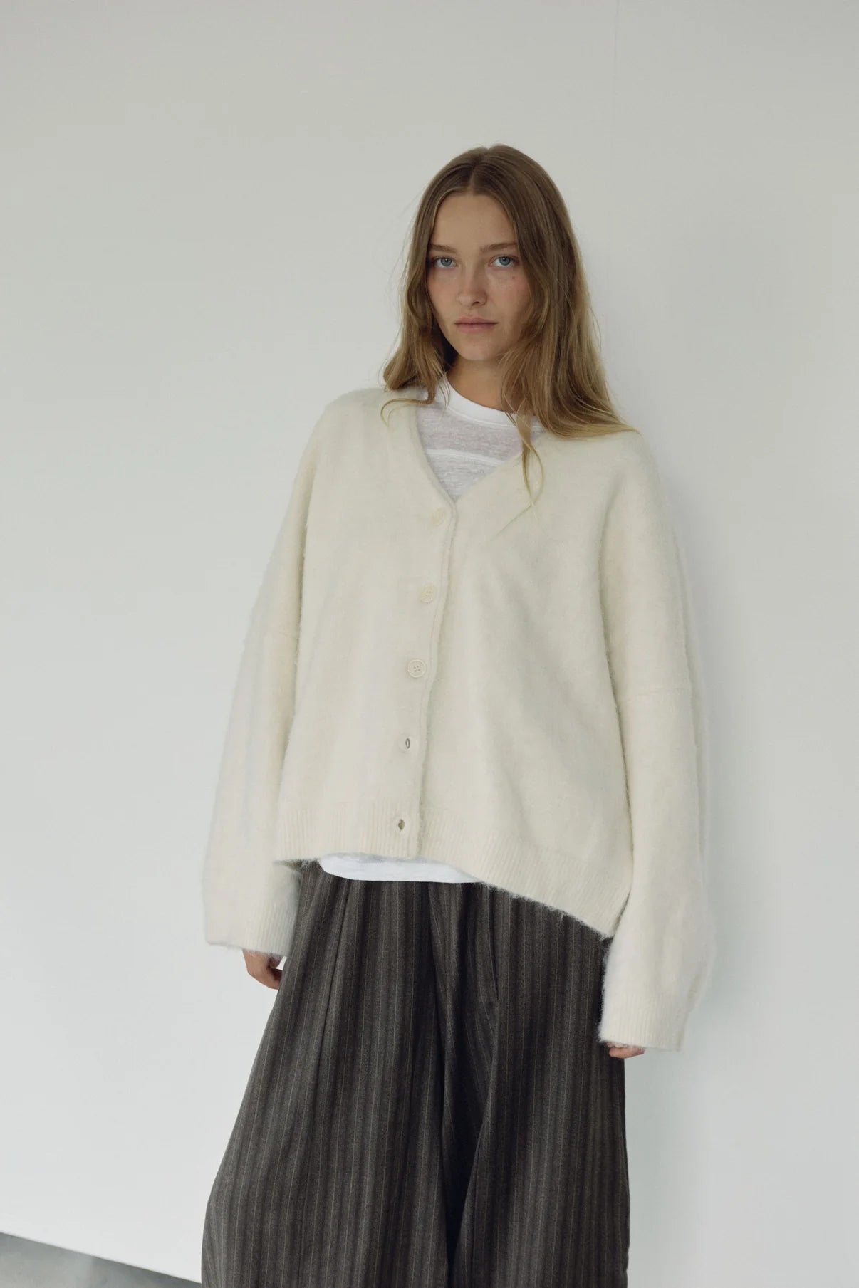 Bohème V Neck Cardi | Milk