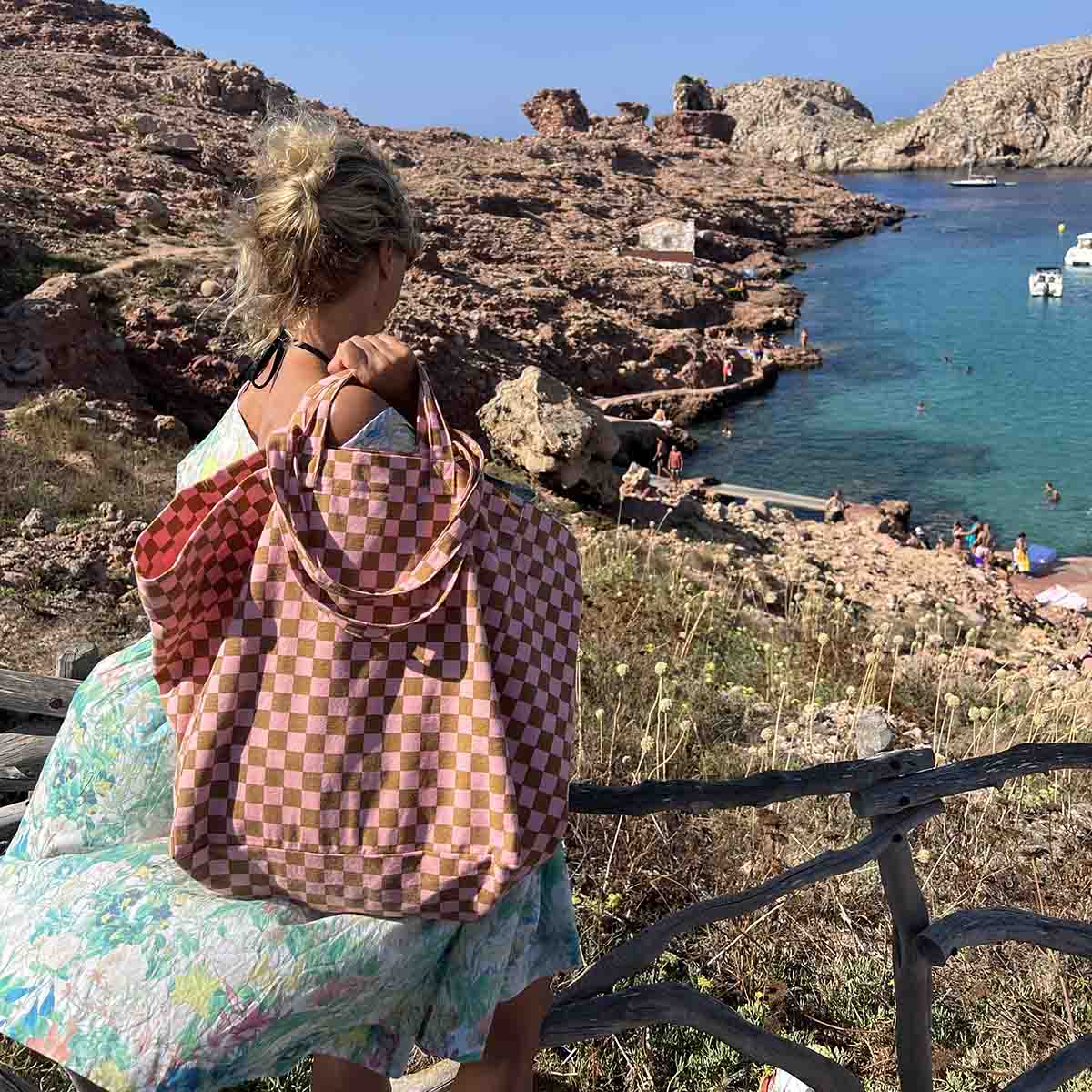 The Big Bag | Strawberry Checker