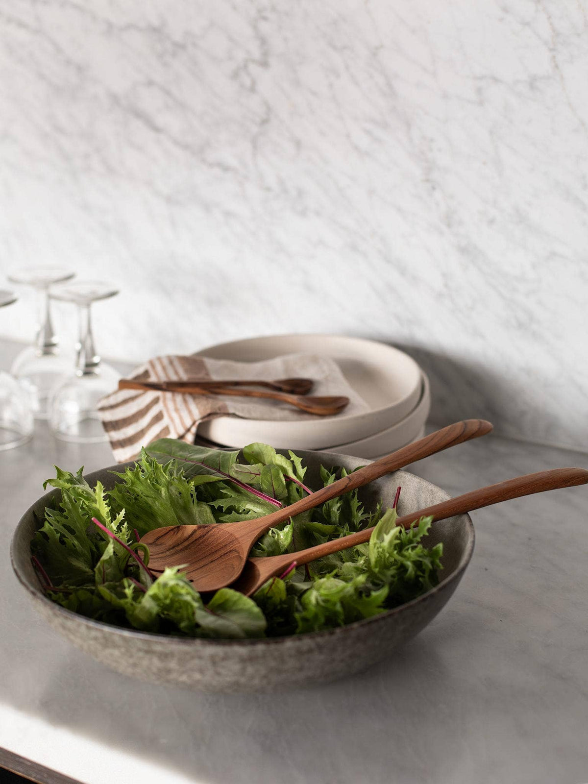 BACK IN STOCK- Bon salad bowl medium