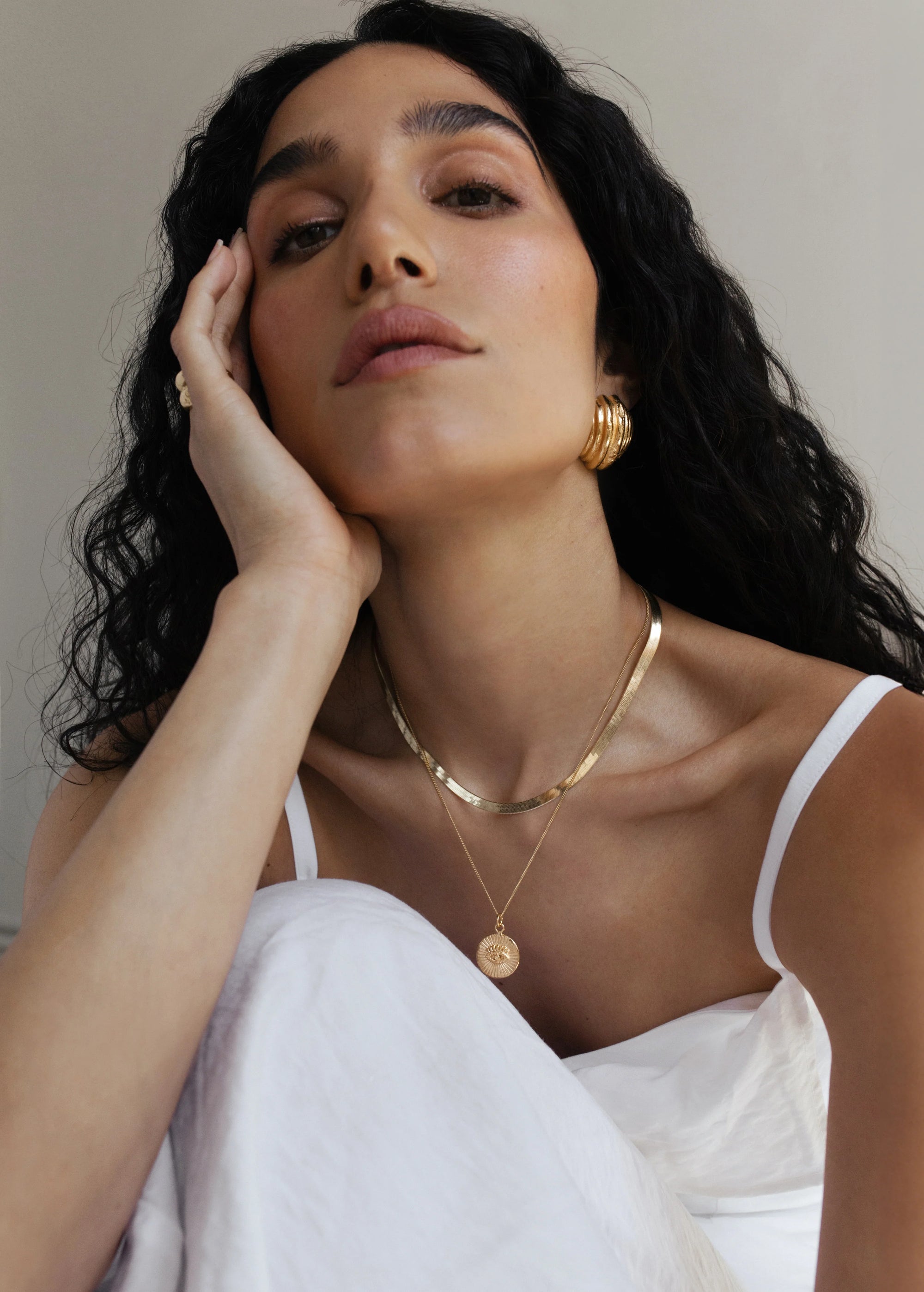 Pamela Card Illuminating Eye Necklace